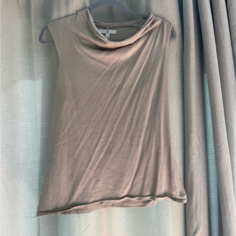 Banana republic tan mock sleeveless blouse